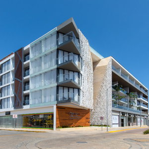 Sejur The Fives Downtown Hotel & Residences, Curio Collection By Hilton vacanta Playa del Carmen