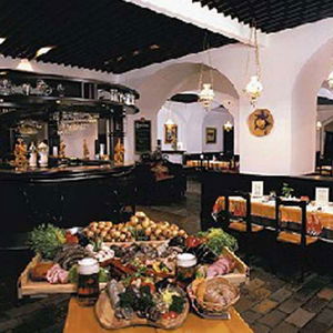 Sejur Hotel Ambassador Zlatá Husa vacanta Praga