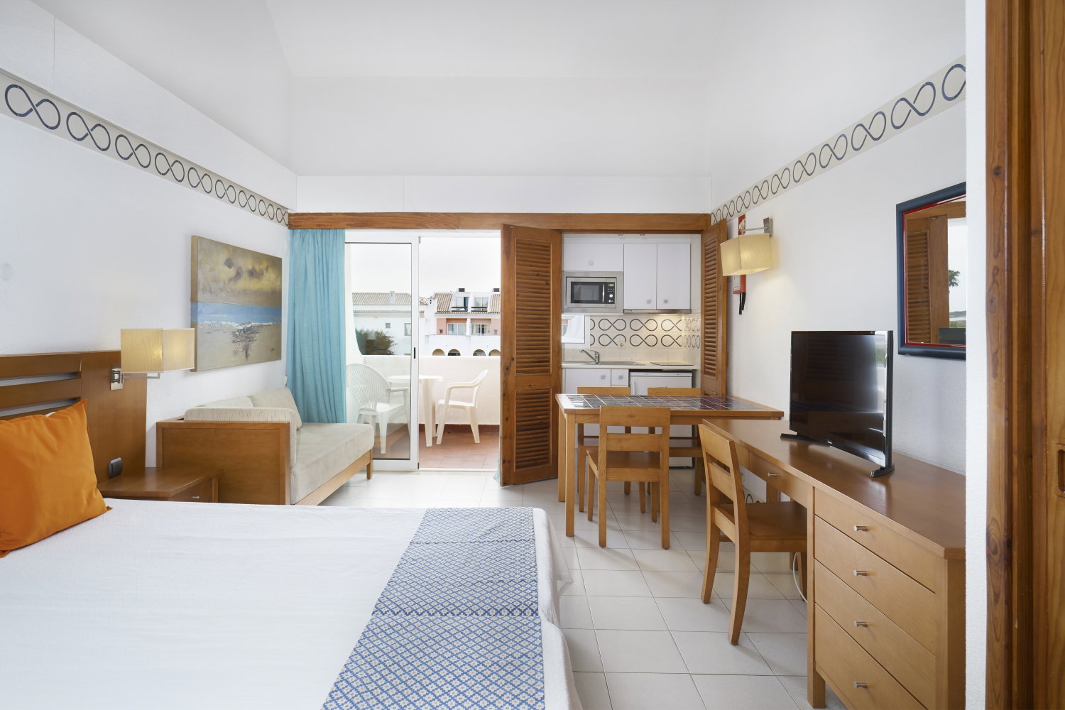 Golden Club Cabanas