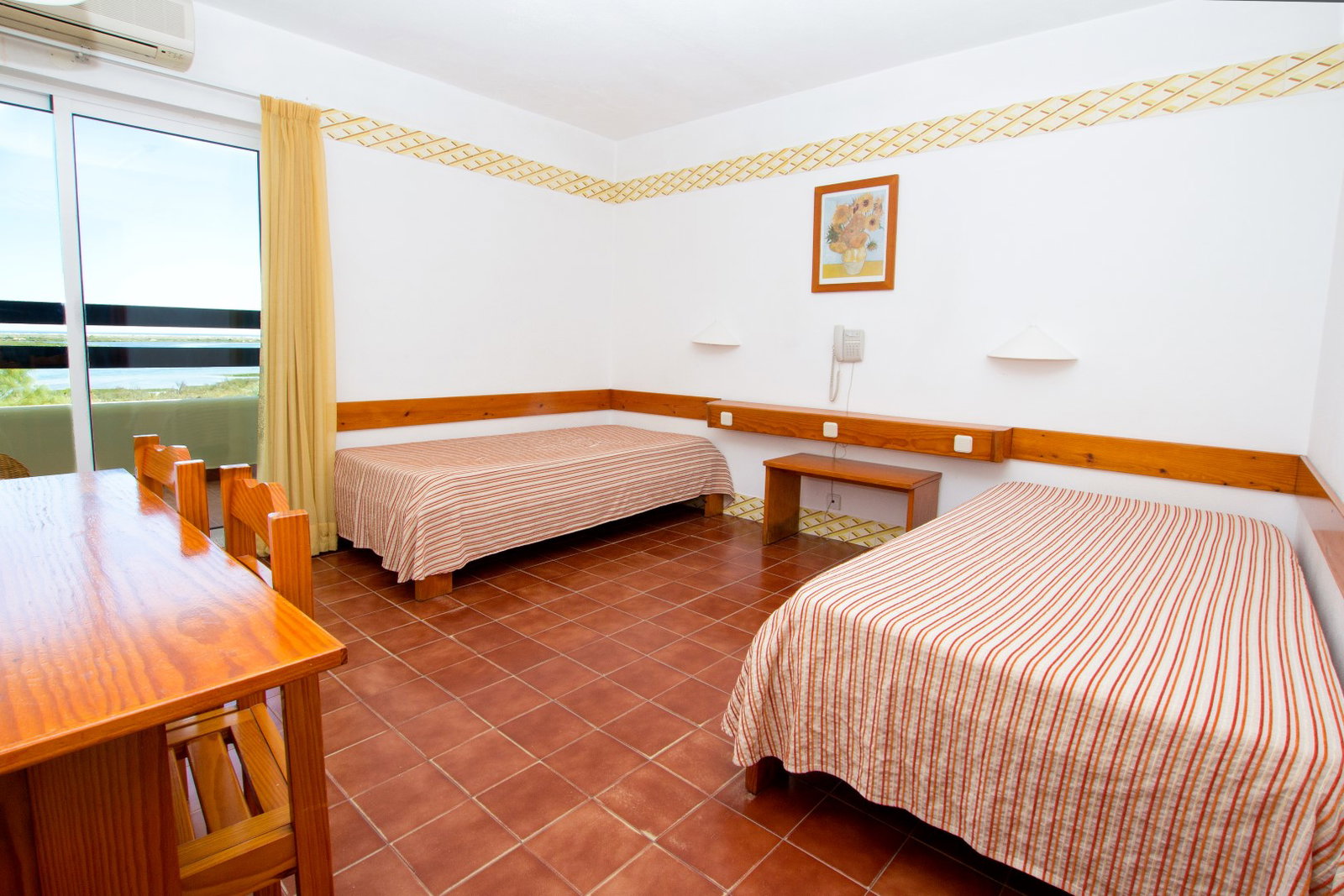 Golden Club Cabanas
