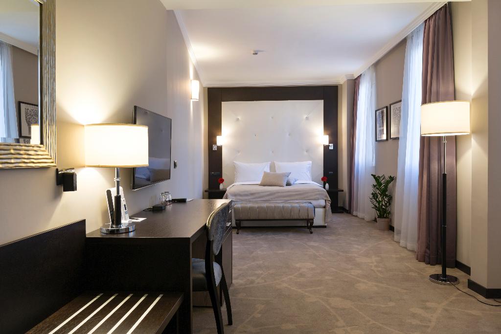 Hotel Constantine The Great