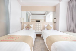 Hotel The Alea Hotel Seminyak cazare Seminyak