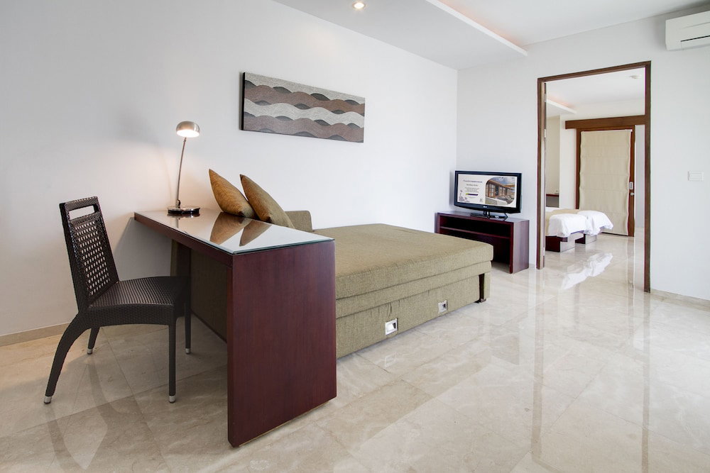 Hotel Amadea Resort And Villas