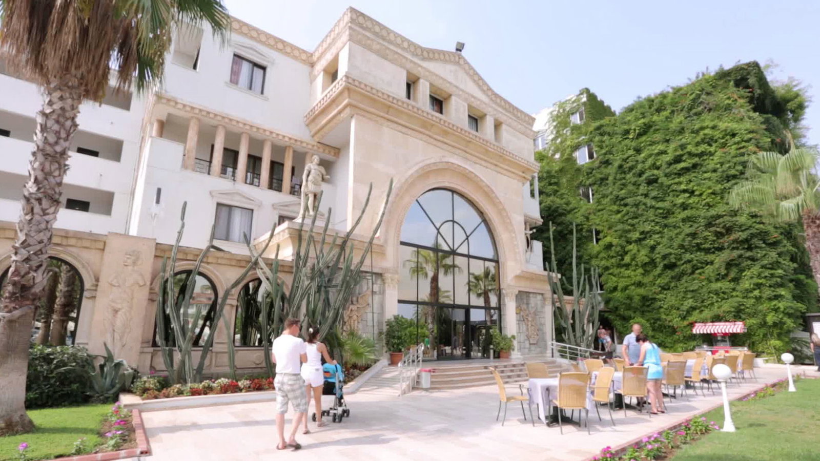 Cesars Side (Ex Cesars Resorts Side)