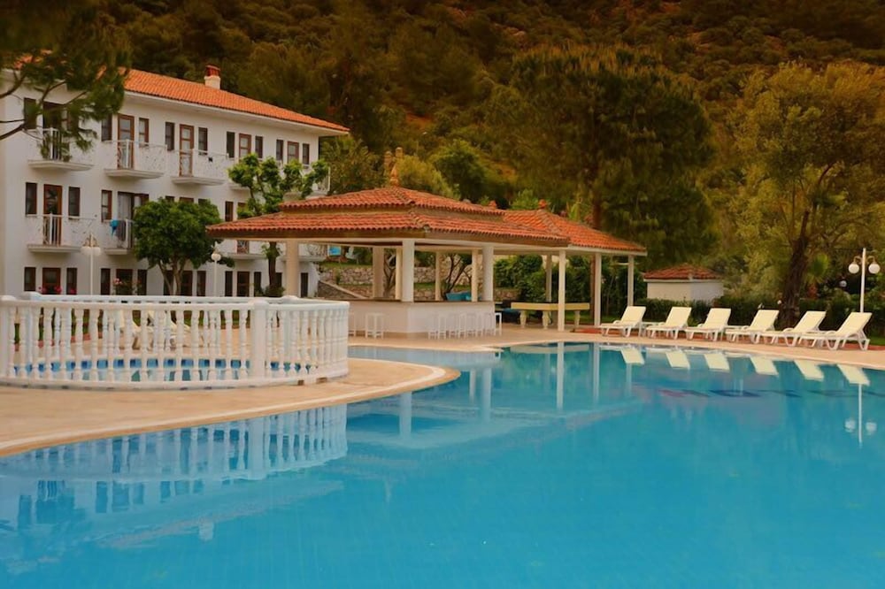 Hotel White Otel
