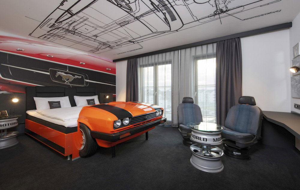 Hotel V8 Hotel Köln