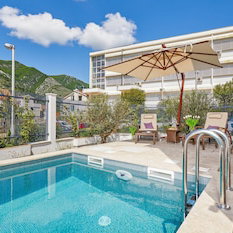 Hotel Maison W cazare Kotor