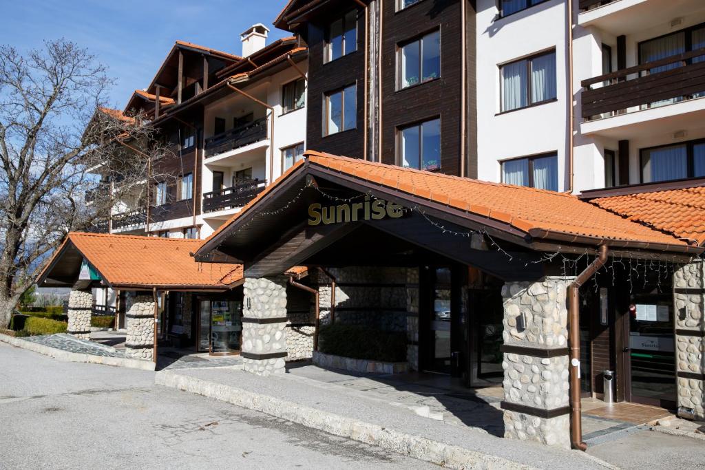 Sunrise Park Complex - Free Wellness