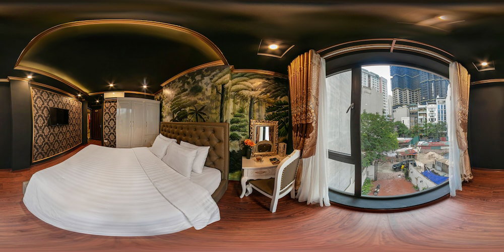 Mia Hotel