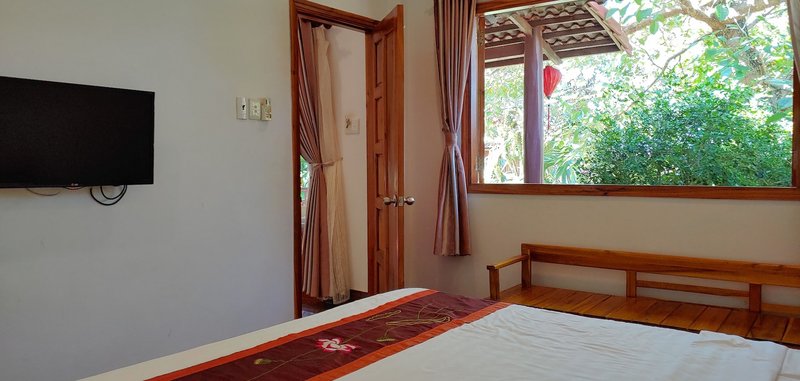 Hong Bin Bungalow Resort