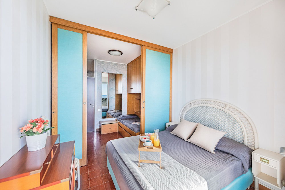 Hotel La Brise Apartment By Wonderful Italy