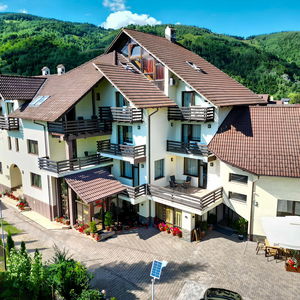 Hotel Pensiunea Andrei cazare Moeciu de Jos