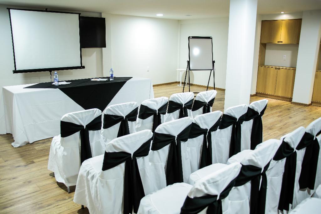 Hotel Perla Central Hotel