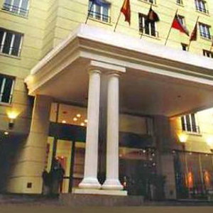 Hotel Loi Suites Recoleta cazare Buenos Aires