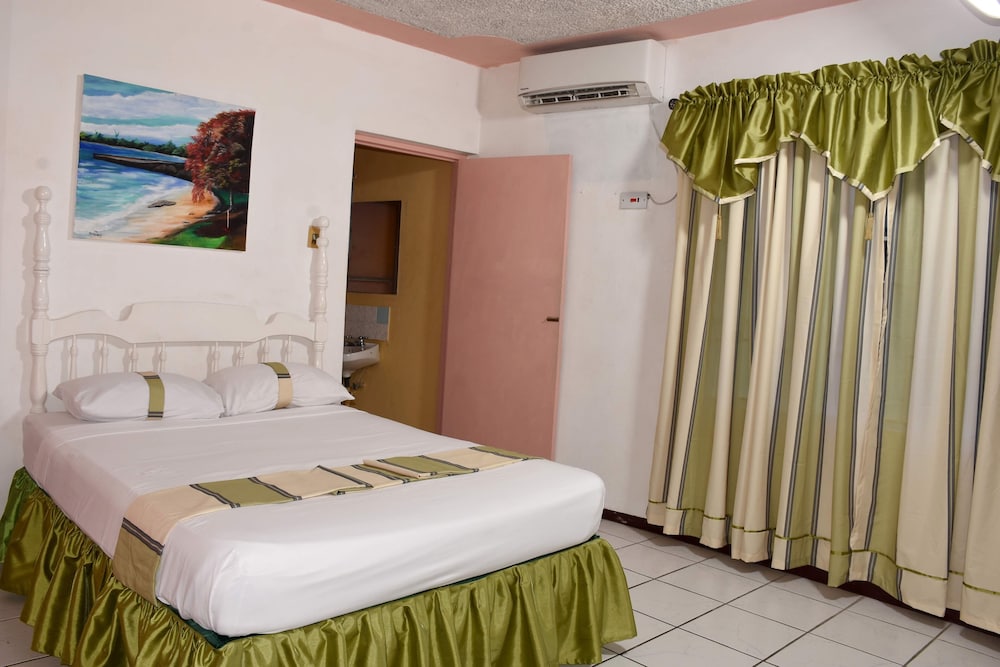 Hotel Marine View Hotel