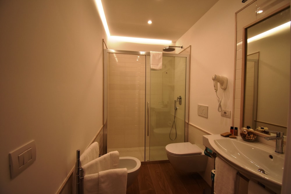 Melody Sorrento Suites