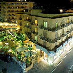 Sejur Ascot vacanta Sorrento