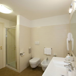 Hotel La Valletta Relais cazare Bergamo