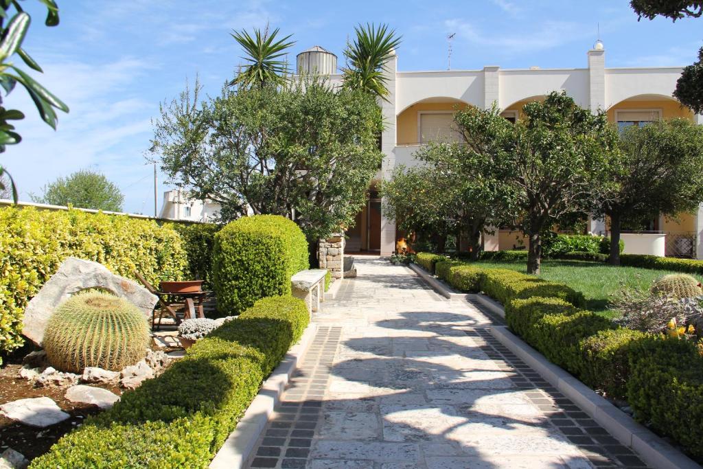 Hotel La Rosa Blu Bed And Breakfast
