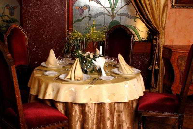 Hotel Ambassador