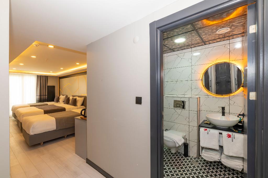 Hotel White Corner Hotel