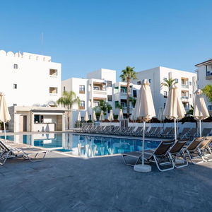 Hotel Kefalos Damon Hotel Apartments cazare Paphos