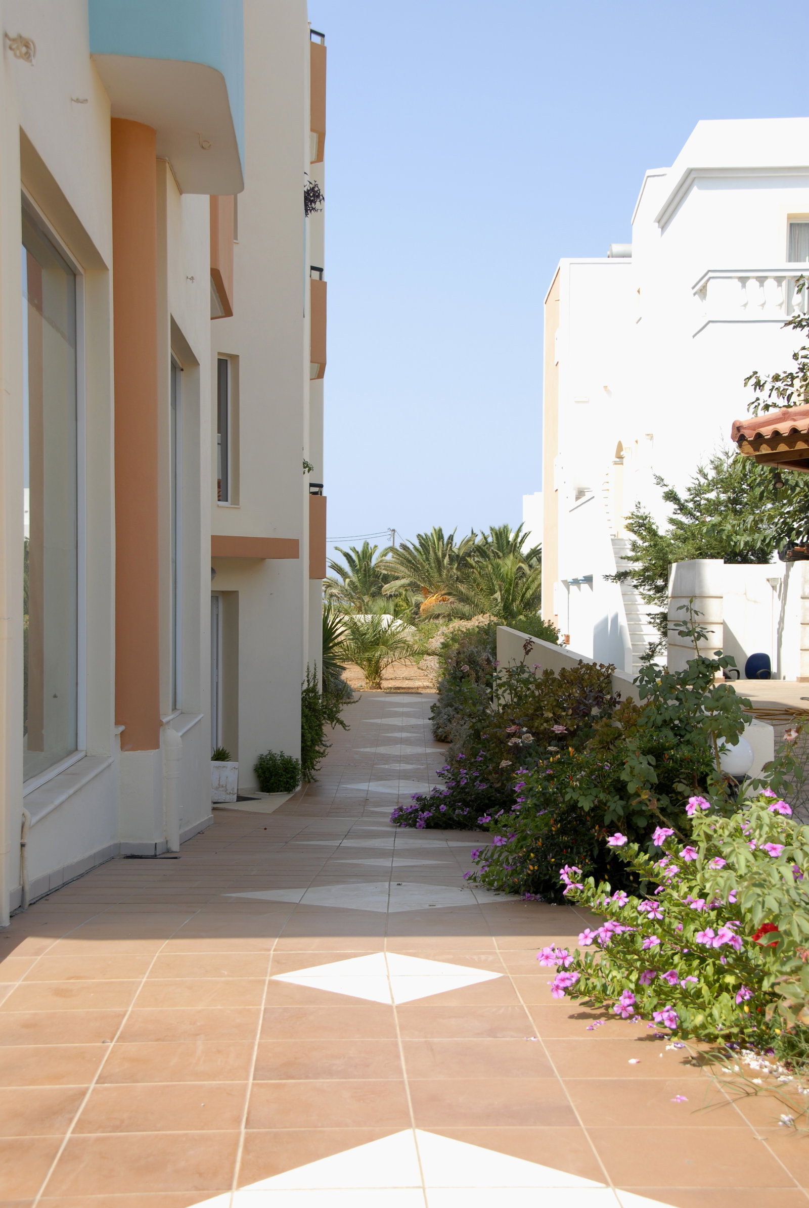 dal travel Sunshine Garden Apartments