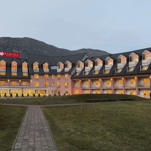 Hotel Ramada Hotel & Suites By Wyndham Kranjska Gora cazare Kranjska Gora