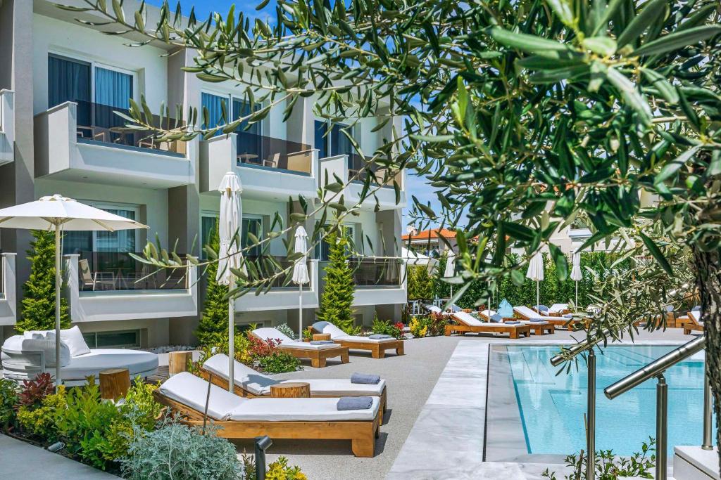 Hotel Mirablue Luxury Residences