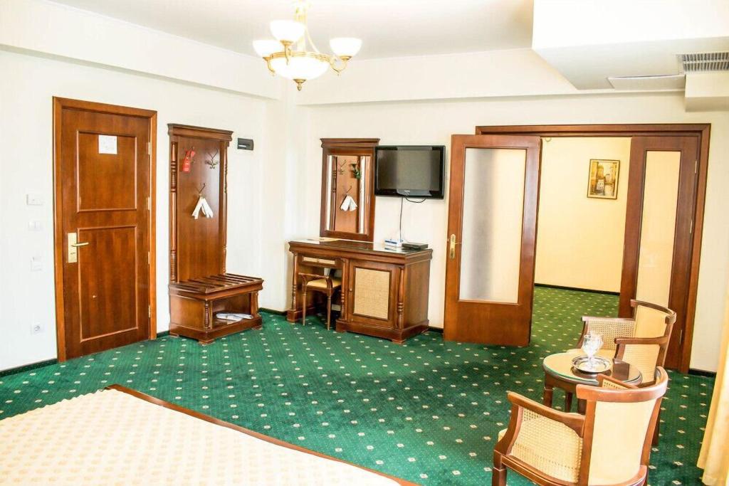 Victoria Hotel