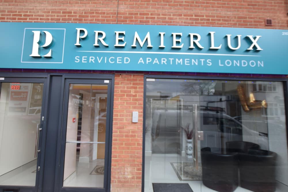 Hotel Premierlux Serviced Apartments