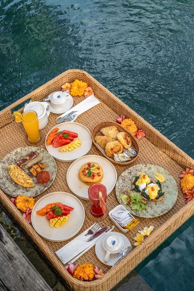 Hotel Radha Phala Resort & Spa