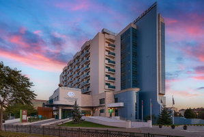 Hotel Doubletree By Hilton Oradea cazare Oradea