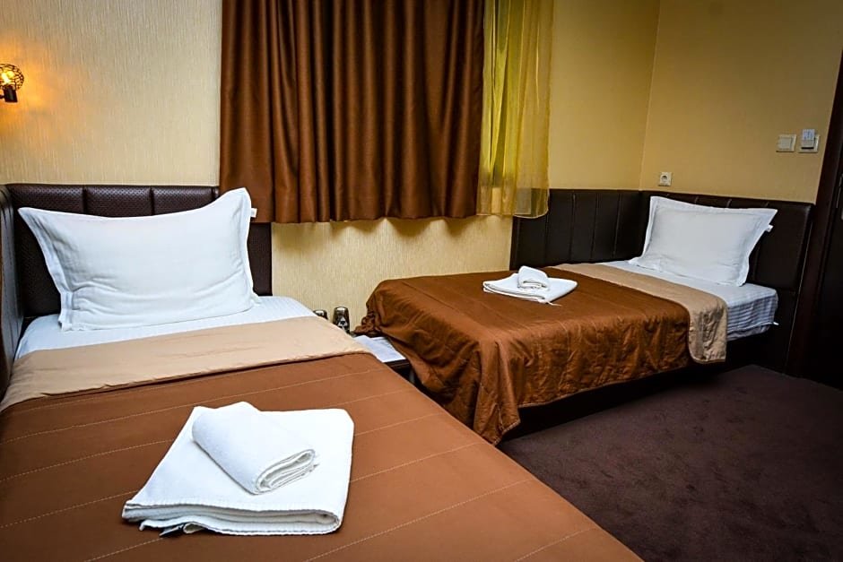 Hotel Vrazhdebna