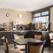Hotel Days Inn By Wyndham Calgary Northwest cazare Calgary