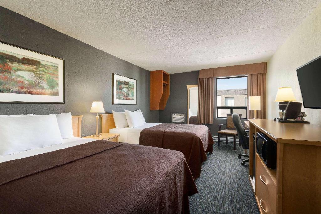 Hotel Travelodge By Wyndham Edmonton West