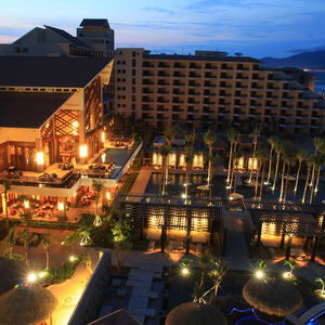 Hotel Crowne Plaza Danang cazare Da Nang