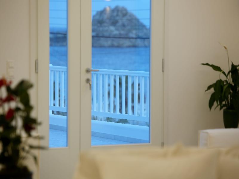 The George Hotel Mykonos