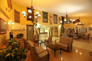 Mavruka Hotel