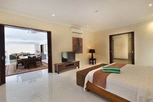 Hotel Peninsula Bay Resort cazare Nusa Dua