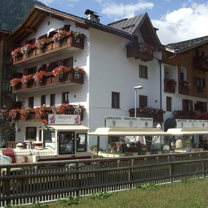Hotel Orso Grigio cazare Carisolo