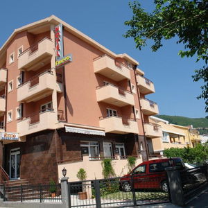 Hotel Garni Hotel Fineso cazare Budva