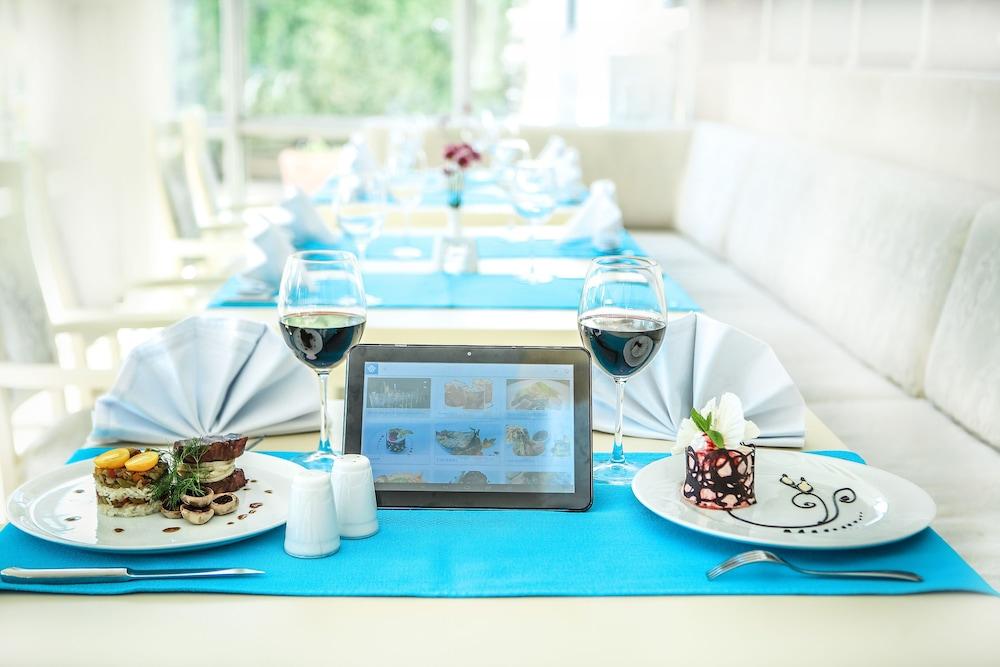 Hotel Wyndham Tashkent Hotel