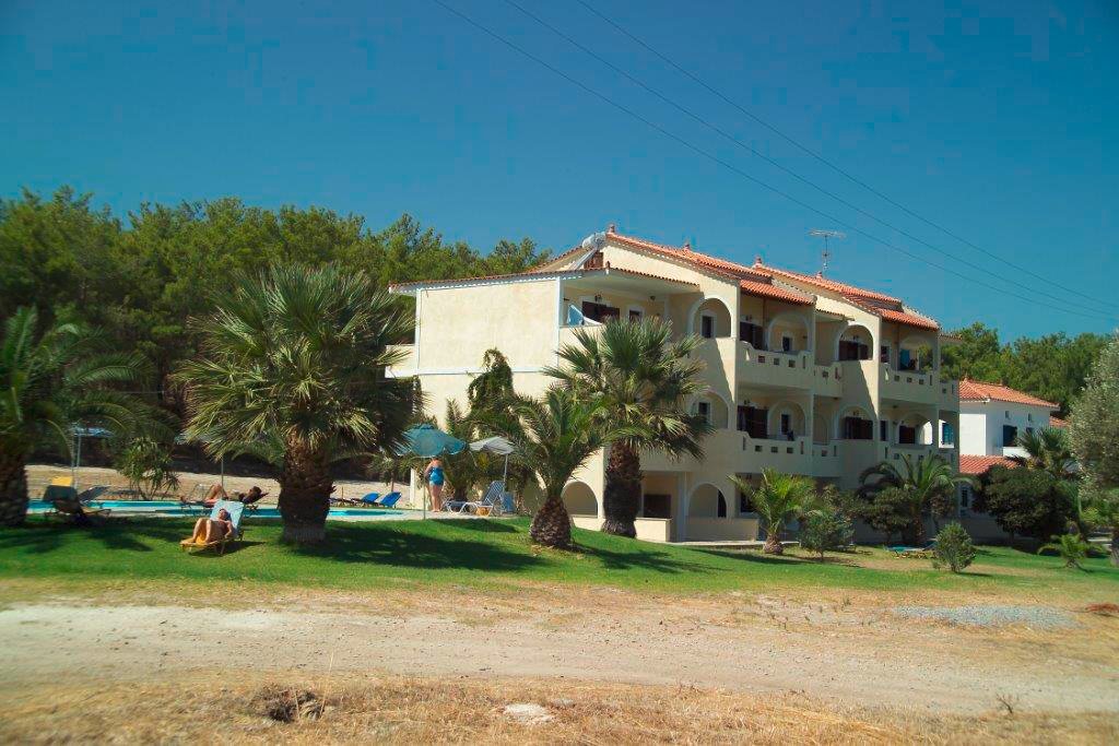 Zeus Hotel
