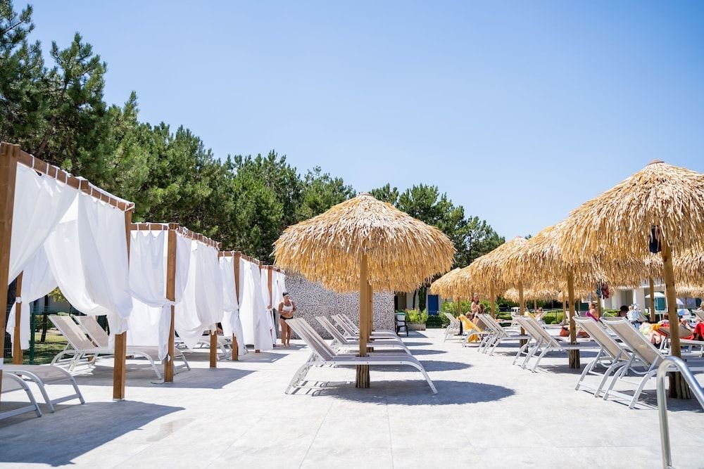 Summer Time Family Resort
