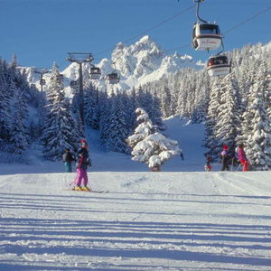 Hotel Lake Hotel Courchevel 1850 cazare Courchevel