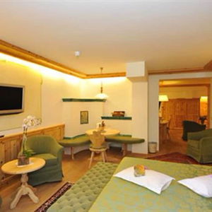 Hotel Lorenzetti cazare Madonna di Campiglio