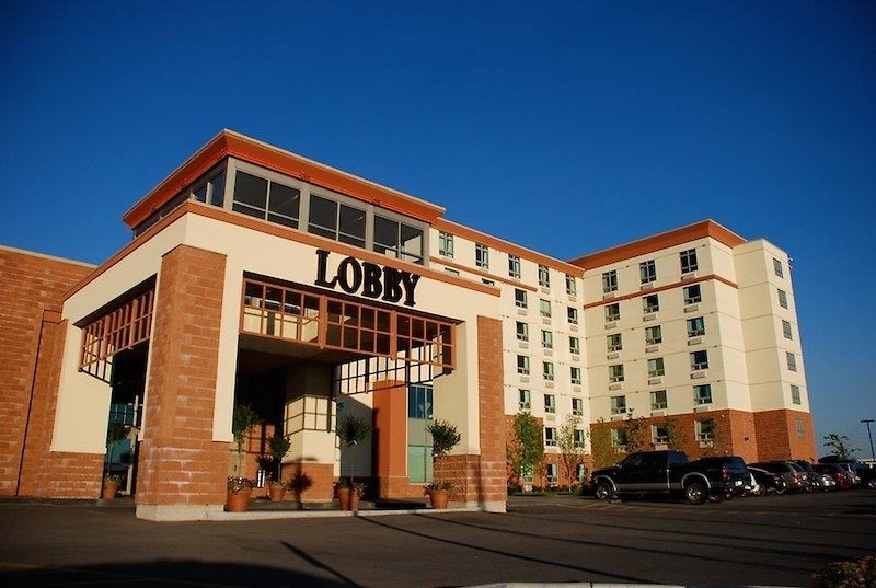 Hotel Deerfoot Inn & Casino