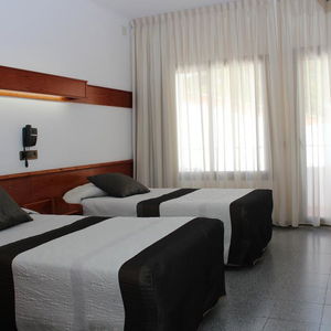 Hotel Checkin Flamingo cazare l'Estartit