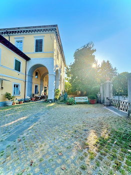 Hotel Villa La Dogana cazare Lucca